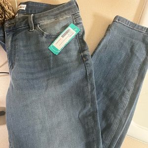 NWT Studio Blue jeans